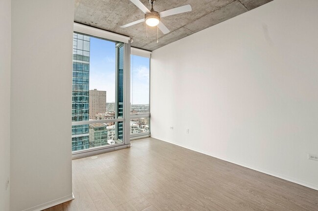 Building Photo - 1403 S State St
