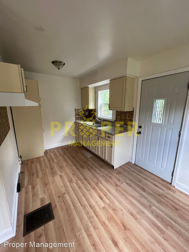 Building Photo - 2 br, 1 bath House - 1217 Canfield Ave