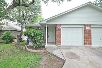 Building Photo - 13350 Water Oak Ln