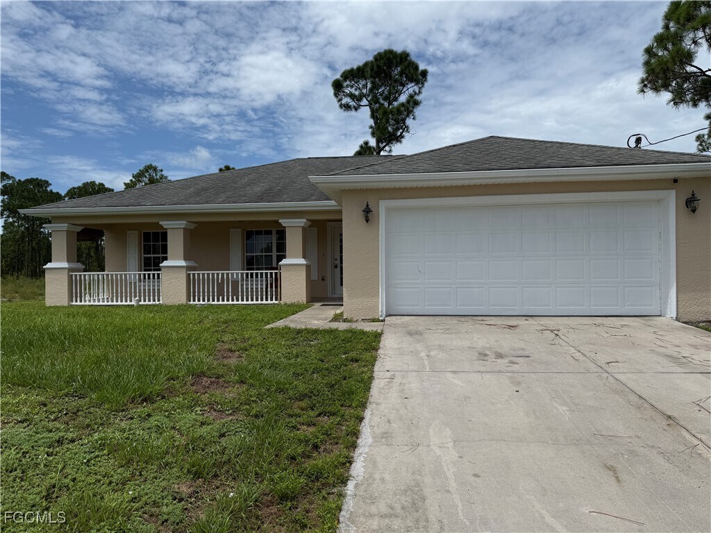 Foto principal - 346 Brook Ave S
