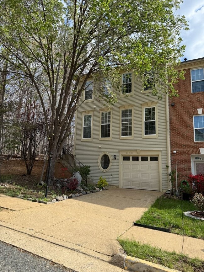 Foto del edificio - 17301 Pacific Rim Terrace