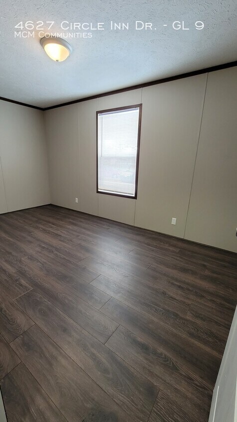 Foto principal - 4627 Circle Inn Dr