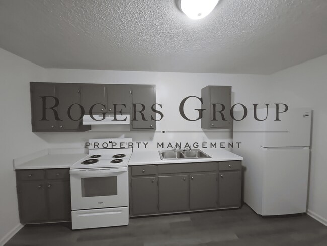 Foto del edificio - #450 - 108-110 Holly Ct Duplex