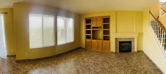 Building Photo - 32382 Gardenvail Dr