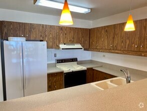 Building Photo - 1717 Mott Smith Dr