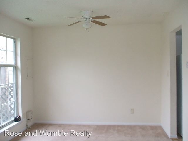Foto del edificio - 925 Westwind Pl