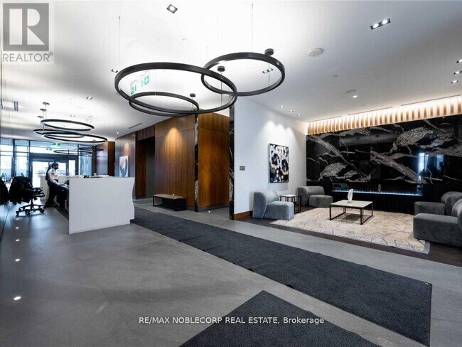 Building Photo - 7895 Jane St