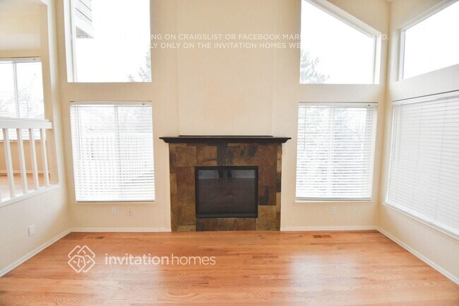 Building Photo - 1572 Beacon Hill Dr