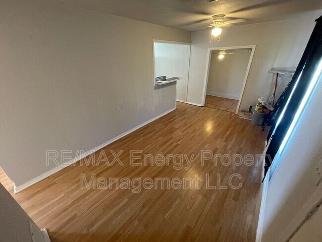 Foto del edificio - 3212 NE 15th St