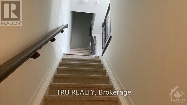 Photo du bâtiment - 956 Chapman Mills Dr