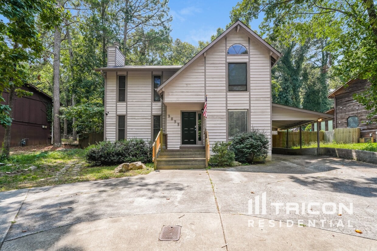 3899 Valley Brook Road Snellville GA House Rental in Snellville, GA