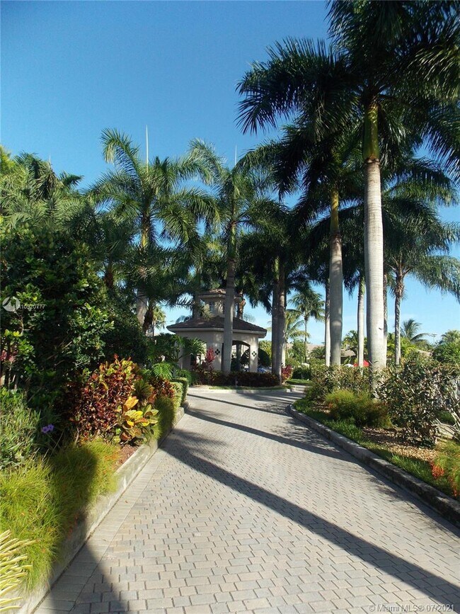 Foto del edificio - 5620 NW 114th Path