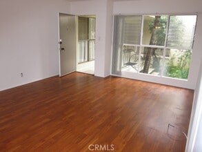 Building Photo - 630 San Vicente Blvd