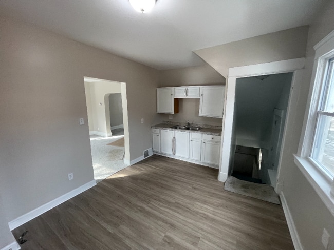 Photo - 16902 Langley Ave House