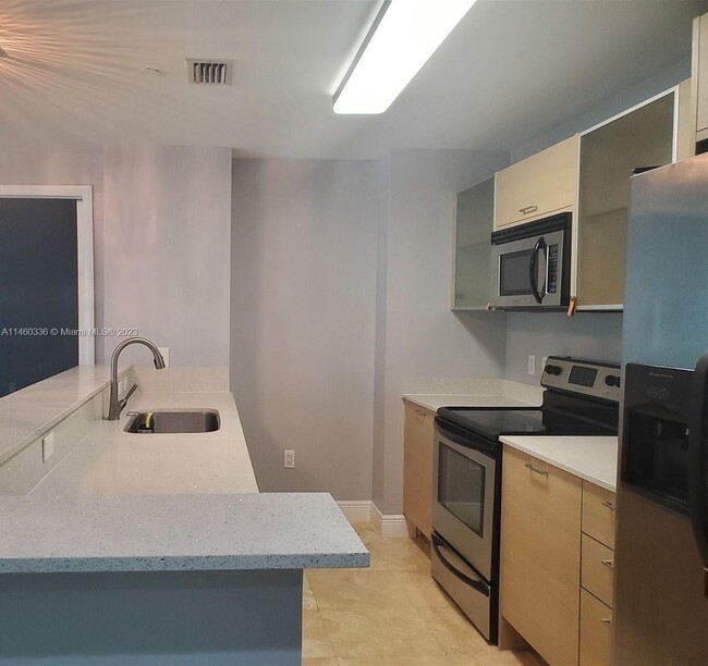 Foto del edificio - 350 NE 24th St
