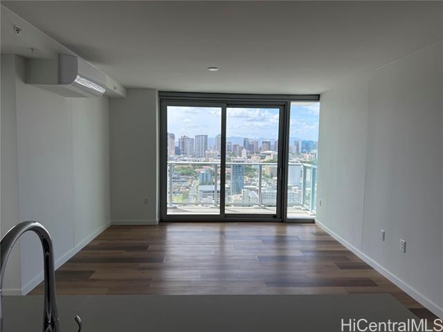 Foto del edificio - 1515 Liona St