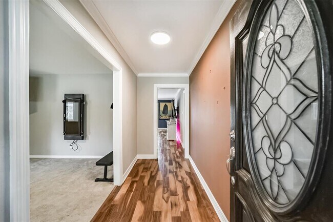 Building Photo - 5834 Cheena Dr