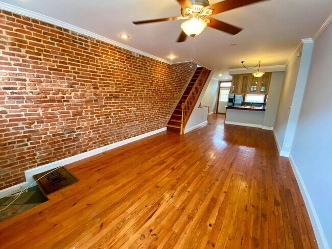 Building Photo - Exceptional 2bed/3ba Patterson Park Home - Large Rear Deck & Parking Pad!