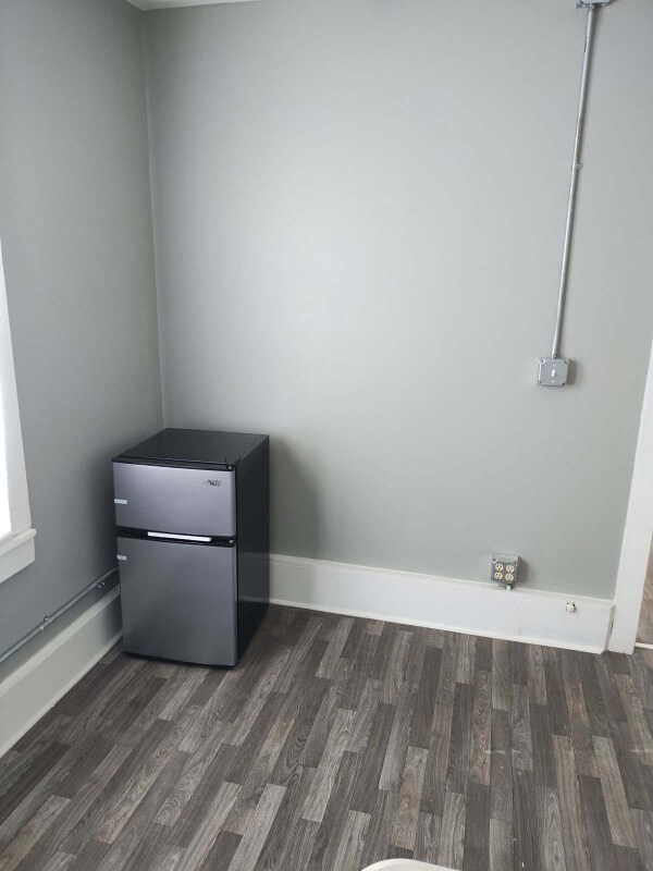 Foto del edificio - 215 Civic St