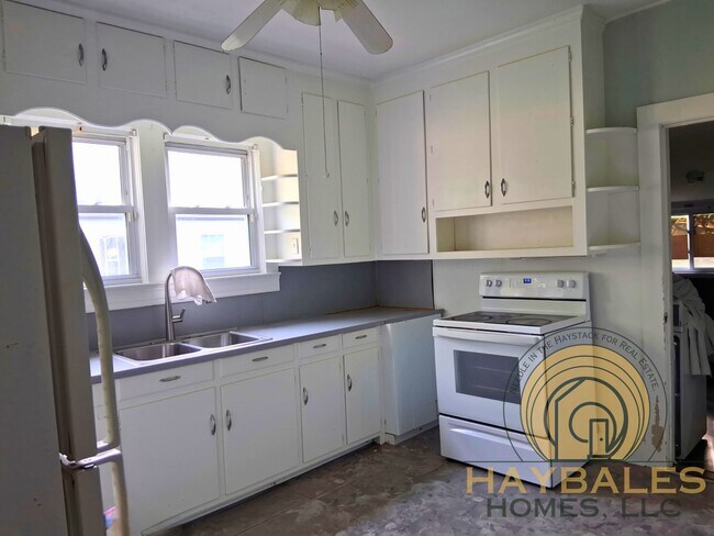 Foto del edificio - 812 Barnes St