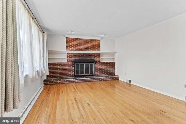 Foto del edificio - 213 Sunset Dr