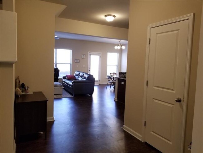 Foto del edificio - 244 Highland Pointe Cir E