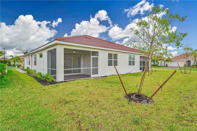 Foto del edificio - 4466 Dutchess Park Rd