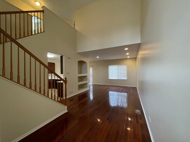 Foto del edificio - 1904 Maureen Dr