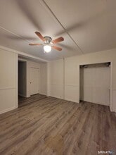 Building Photo - 219 Pleasant St