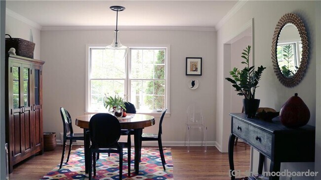 Foto del edificio - 4840 Kendall Ct NE