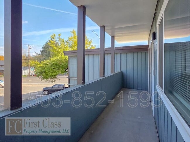 Building Photo - 12345 SW Hall Blvd