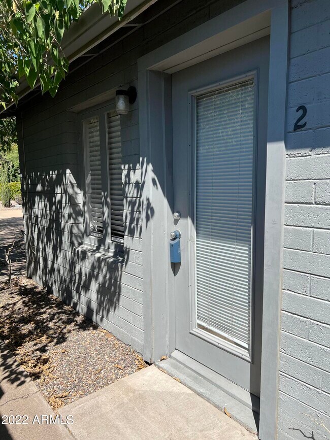 Foto del edificio - 4127 N 18th Pl