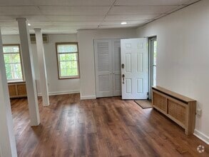 Building Photo - 113 Hudson Ter