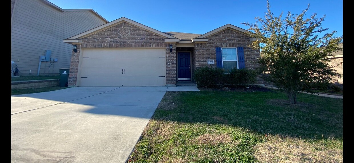 Foto principal - **1495/Month** Far West San Antonio