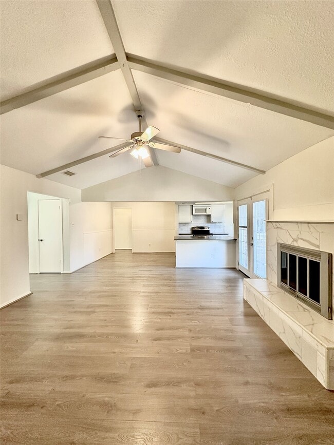 Building Photo - 3803 Black Cricket Ct