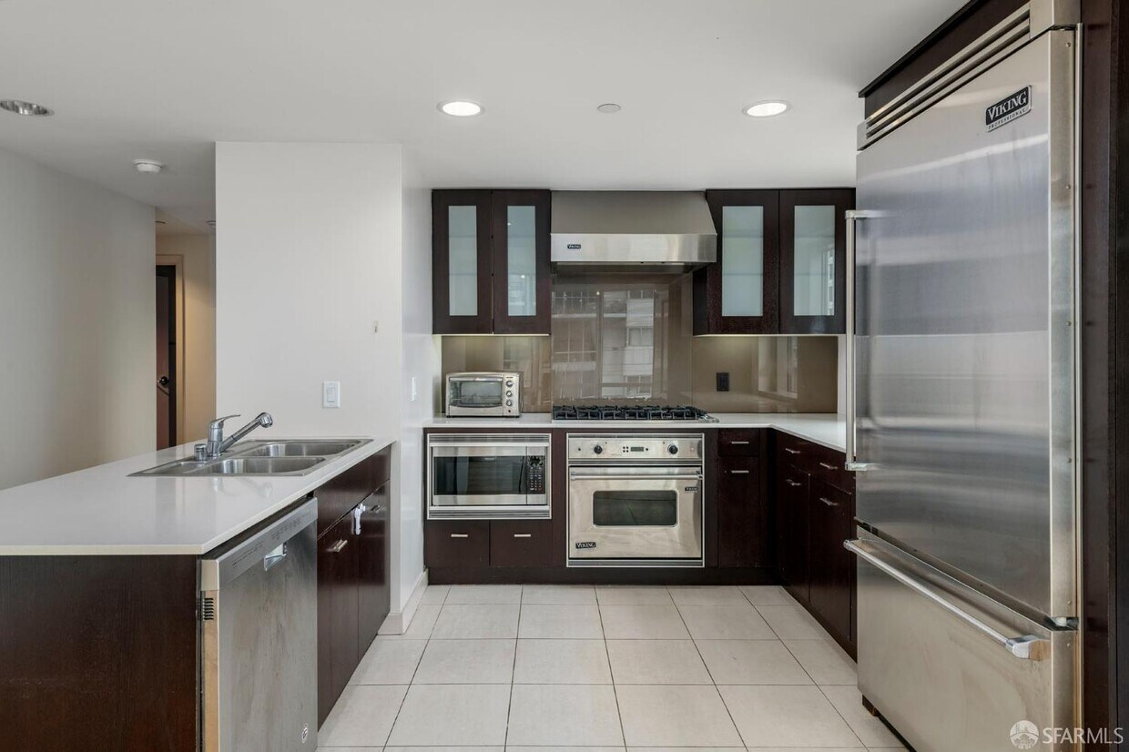 Foto principal - 333 1st St