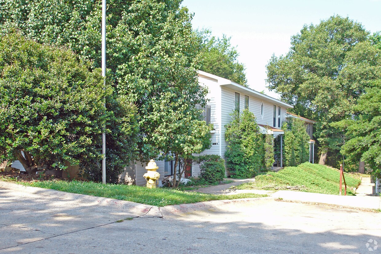 Foto principal - 3212 S Thompson St
