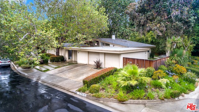 Building Photo - 30739 LA BRISA Dr
