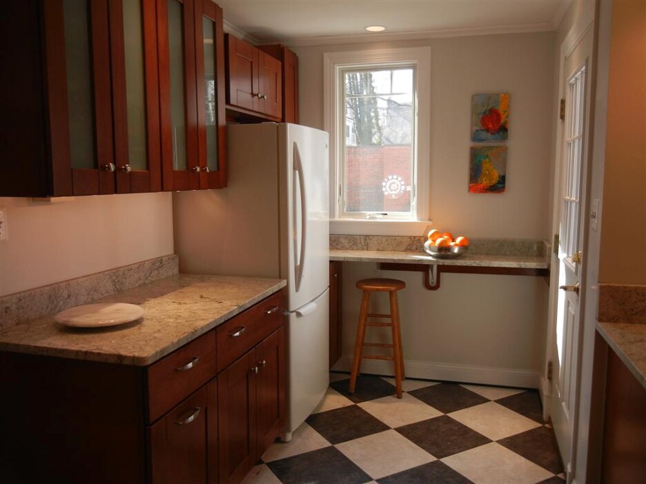 Kitchen - 4526 Harrison St NW