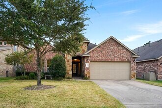 Building Photo - 115 Meadow Valley Dr