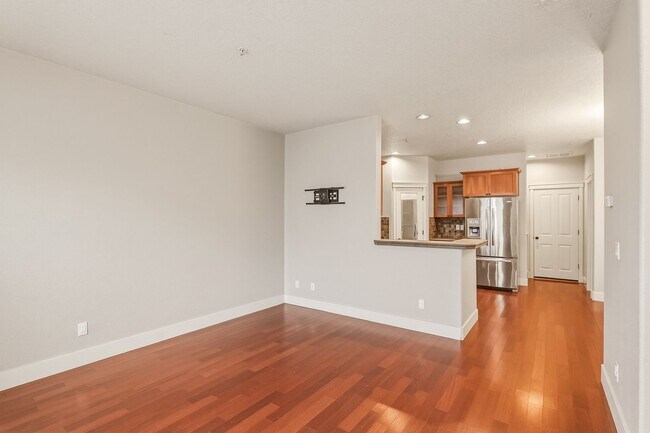 Foto del edificio - Just Listed!! 2 Bedroom, 2.5 Bathroom Townhouse in Arbor Villebois!