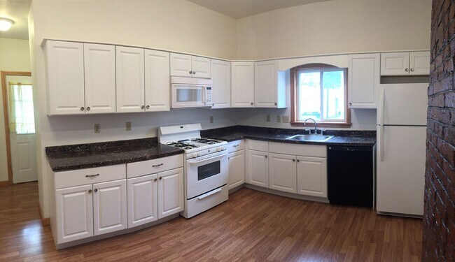 Foto del edificio - 2 Bedroom House in Millvale