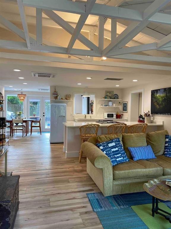 Building Photo - 2128 Hyde Park Cir