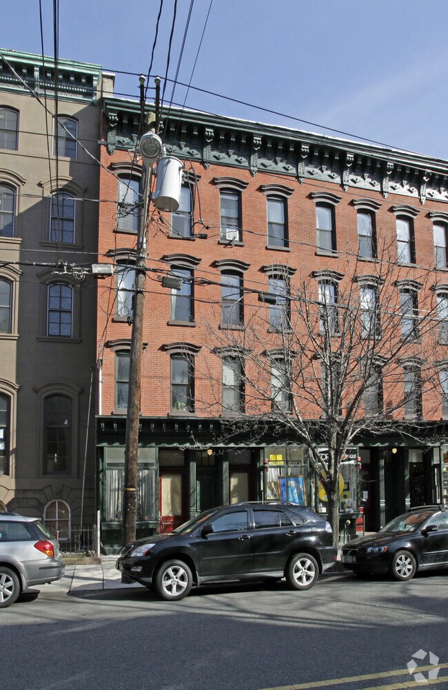 Foto del edificio - 208 Washington St