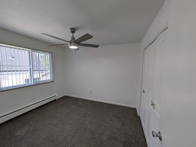 Building Photo - Traci-lea Apts.