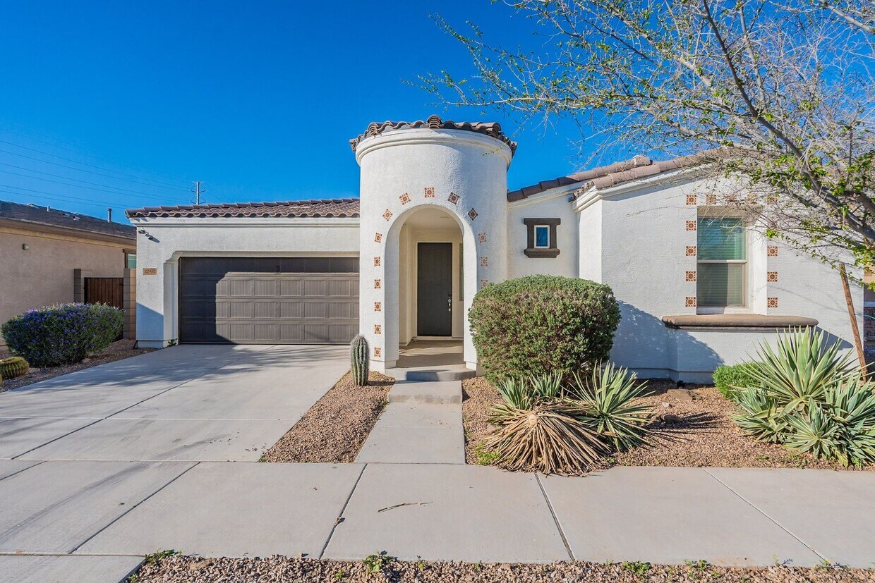 22452 E Calle de Flores, Queen Creek, AZ 85142 House Rental in Queen