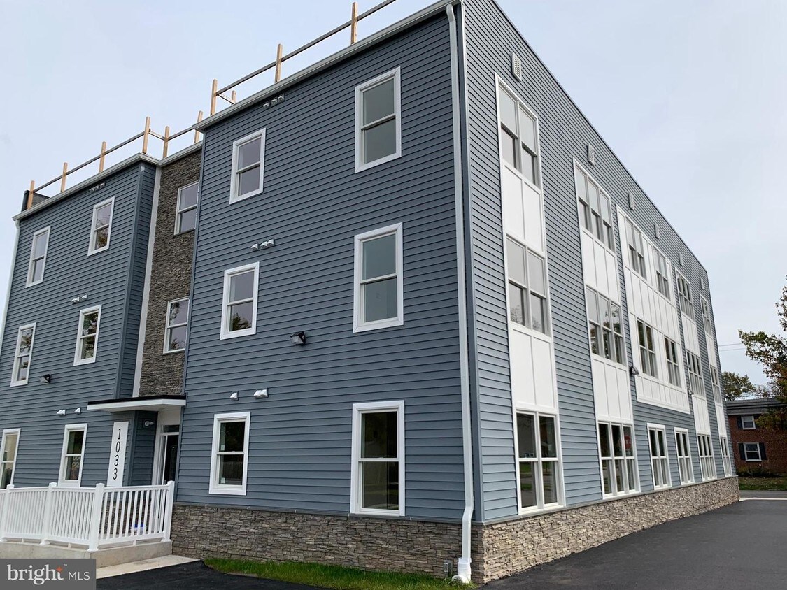 1033 W Bridge St Unit 201, Phoenixville, PA 19460 Apartment for Rent