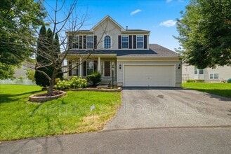 Building Photo - 42211 Marcy Way
