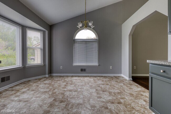 Foto del edificio - 3 br, 2 bath House - 19854 Merriman Rd