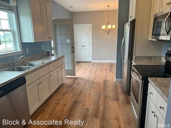 Building Photo - 3 br, 2 bath House - 186 Cider Ct